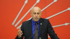 CHP İzmir'de Erdal Aksünger sesleri