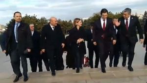 CHP İzmir'den Ata'ya ziyaret