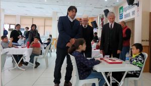Foça'da zeka oyunları turnuvası
