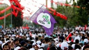 HDP'den İzmir Kararı...