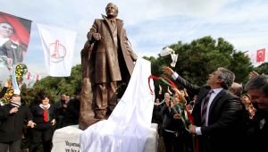 Nazım Hikmet şiirleriyle anılacak