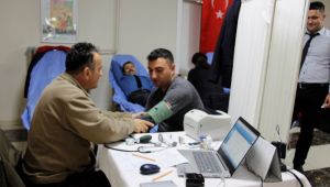 Ödemiş Belediyesi Çalışanlarından Kızılay'a Destek