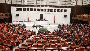 Ekonomide düzenlemeler içeren teklif yasalaştı