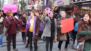 İzmir Kadınlar, 'eşitlik Yoksa Aşk da Yoktur' Diyerek Dans Etti