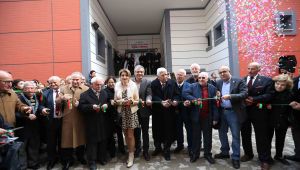 Karşıyaka’da coşkulu açılış!