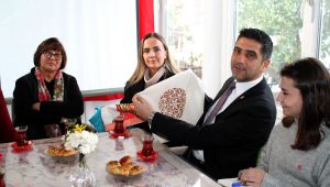 Kayalar, gençlere halı saha sözü verdi