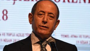 Son Dakika... CHP’de üst düzey istifa
