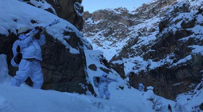Van'da PKK'nın kış üslenmesine darbe