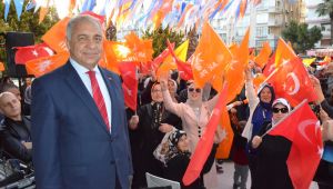 Ak Partili Bilal Doğan'dan Karabağlar'a üniversite sözü