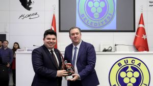 Başkan Piriştina meclis üyeleriyle vedalaştı
