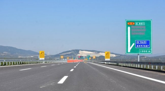 Gebze-Orhangazi-İzmir Otoyolunun Akhisar Bağlantı Yolu Açıldı