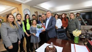 Gençlik Kollarından Başkan İnce’ye Şarkı
