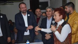 Gümrükçü’den miting gibi kahve toplantısı