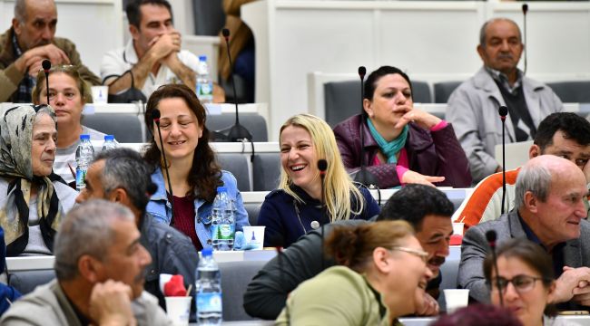 İzmir’de yüzler gülüyor