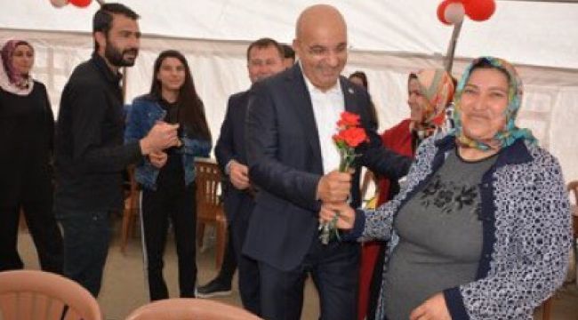 Polat, Antep'te İzmir modelini anlattı