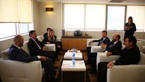Sandal, 'İş dünyası ile birlikte işsizliği çözeceğiz'