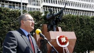 Sertel: Hasan Tahsin 100’ncü yılında resmi törenle anılmalı