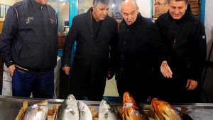 Soyer, Hal esnafıyla bir araya geldi