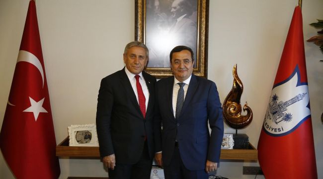 Başkan Batur’a Genel Başkan Yardımcısı Kaya'dan tebrik ziyareti