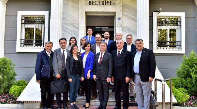 Bornova’da meslek odalarıyla uyumlu çalışma dönemi