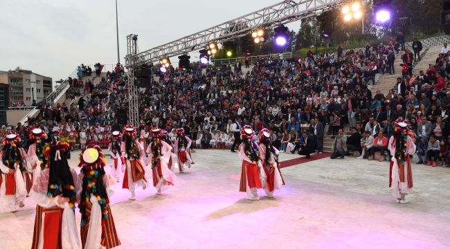 Çiğli’de 23 Nisan Coşkusu