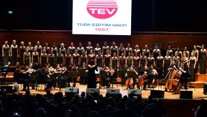 İzmir, TEV'in Umut Konseri'ne ev sahipliği yaptı