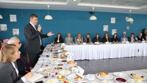 Karşıyakalılara ‘eşit hizmet’ sözü