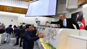 Soyer’li ilk meclis! Büyükşehir’de kim hangi komisyonda?