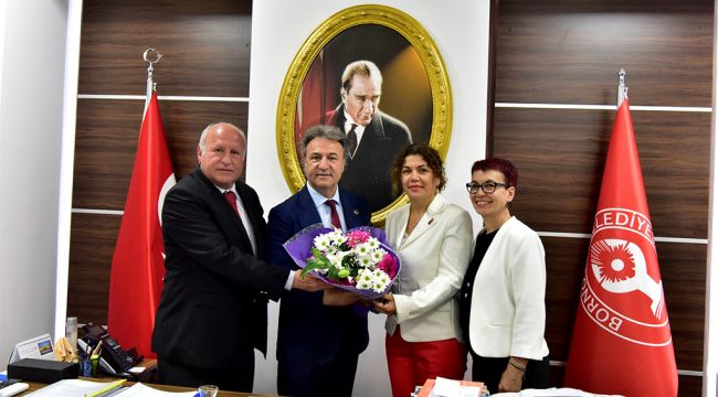 Bornova Belediyesi'nden STK'lara önemli destek