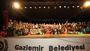 Gaziemir’de halk dansları şölenine büyük ilgi