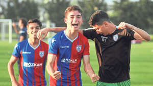 Altınordu’ya 15’lik imza