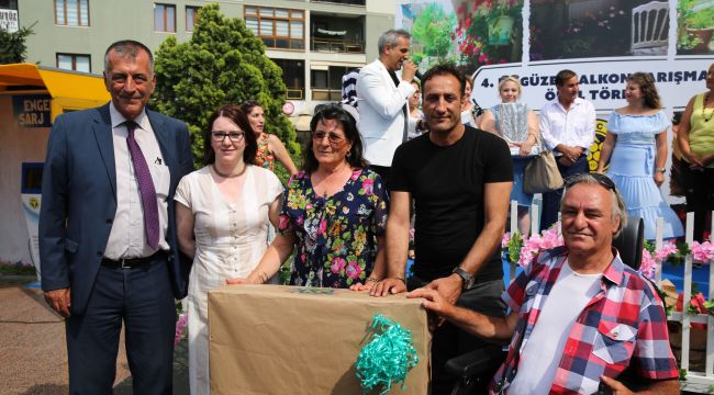 Buca'nın rüya balkonları yarıştı