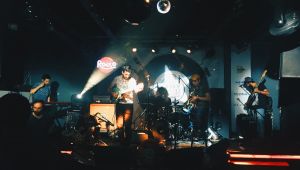 Çim konserleri başlıyor... İzmir'e ünlü yağacak