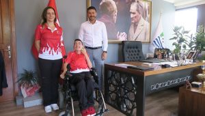 Foçalı sporcu ülkemizi temsil etmeye gidiyor