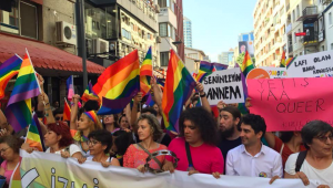 Mahkeme yürütmeyi durdurdu, Genç LGBTİ+ İzmir Gündemi'ne konuştu