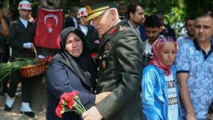 15 Temmuz şehitleri Kadifekale'de anıldı