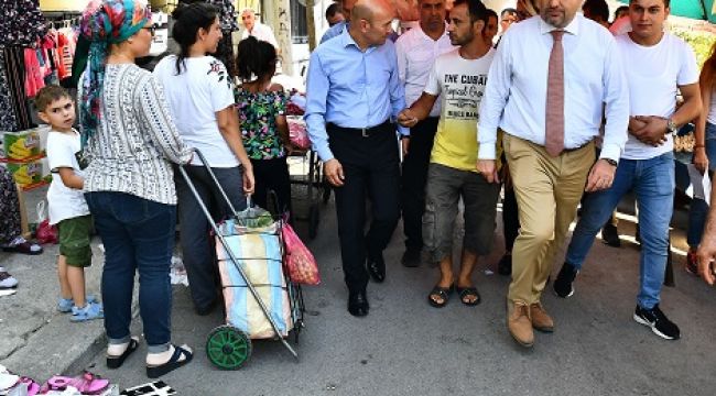 Başkan Soyer'den mahalle ziyareti... Sorunlar yerinde çözülecek!