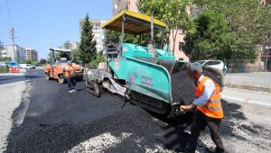 Büyükşehir'den Bayraklı'ya 45 bin ton asfalt desteği