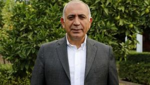 CHP'li Gürsel Tekin:" 2 yıl lüks arabalara binmeseniz ne olur"dedi