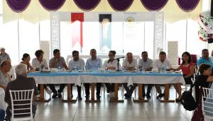 Çiğli'de başkan yardımcıları da sahaya indi