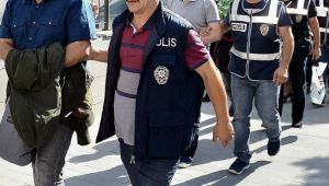 İzmir merkezli FETÖ operasyonu yapıldı... Gözaltılar var!