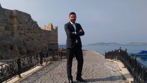 O başkan atamayla değil alçakgönüllü davranışıyla gündemde... Beğeni topladı...