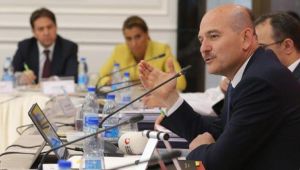 Bakan Soylu göç toplantısında konuştu... "İzmir'i bırakalım bakın ne oluyor"