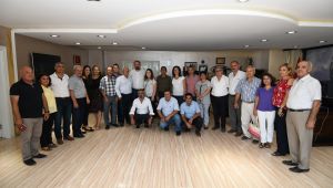Başkan Gümrükçü Muhtarlarla Bayramlaştı