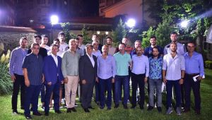 Başkan İduğ 1. Basketbol Ligi'ne yükselen oyuncularla moral yemeğinde buluştu