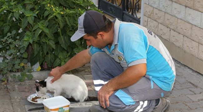 Buca'da belediye işçisinden örnek davranış