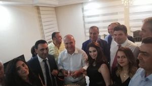 Gazetemiz yazarı Buca eski Gençlik Kolları Başkanı Ümit Şimşek'in mutlu günü