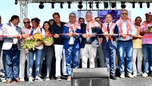 Geleneksel Bağbozumu Şenlikleri'ne İzmirli vatandaşlardan büyük ilgi