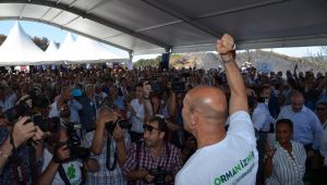 İzmir "Gel, gör, koru" etkinliğinde buluştu... "Vicdanlarımız bu toprakların her bir yeşil otuna sahip çıkınca rahatlayacak!"