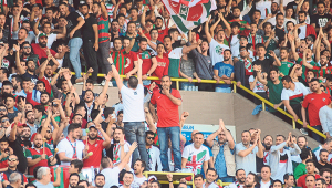 Karşıyaka'da yönetim taraftar kenetlendi